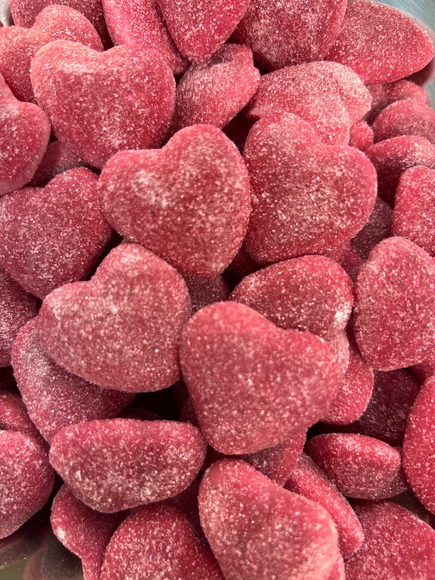 Shiny Red Strawberry Hearts (100g)